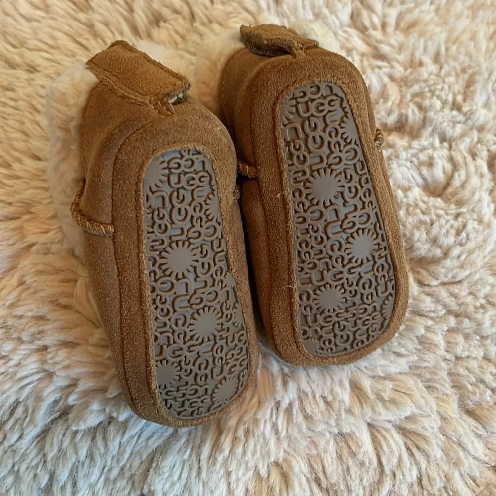 Kids Cozy Shearling-Lined Slipper Bootie - Chestnut